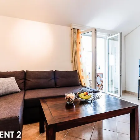 Maestral Apartment